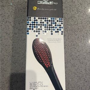 Novella Royale Black and Red Professional Styling Brush
